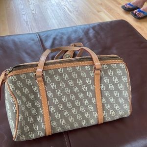 Dooney and bourke bag